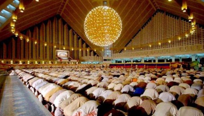 Kisah Penetapan Jumlah Rakaat Shalat Tarawih Sejak Zaman Nabi sampai Sekarang