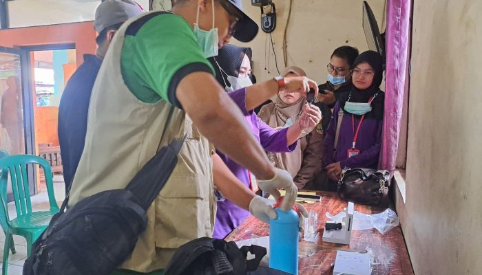 Menjelang Idul Fitri 2023, Daging Di Pasar Kranggot Kota Cilegon Diperiksa