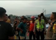 Sopir Truk Blokir Jalan Masuk Pemotor di Pelabuhan Ciwandan, Polisi Melerai