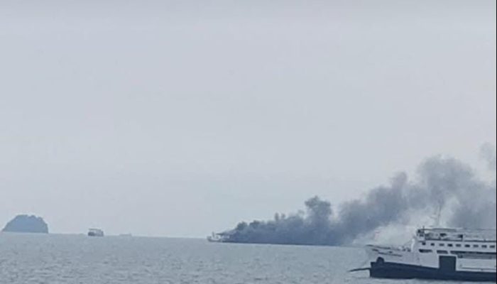 Kapal Ferry Terbakar Hebat di Sekitaran Pelabuhan Merak