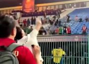 Diduga Kecewa Kalah dari Indonesia, Pemain Thailand Lempar Medali Ke Arah Penonton
