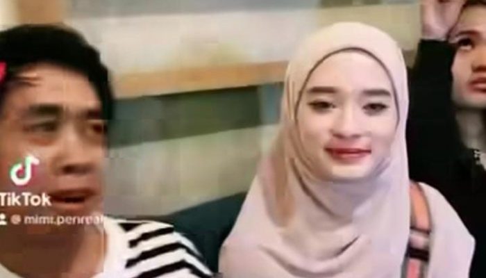 Inara Rusli Buka Cadar, Netizen : Cantik Gini Di Selingkuhin