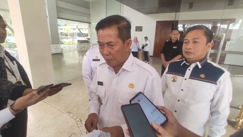 Wali Kota Serang Syafrudin saat memberikan keterangan kepada awak media usai melakukan sosialisasi saber pungli di Kota Serang. Rival/Megatrust.co.id