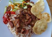 Mengenal Nasi Gonjleng, Kuliner Lokal yang Sering Disebut Nasi Kebuli-nya Orang Banten