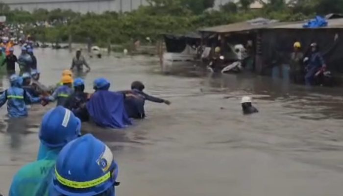 NGERI! Detik-detik Seorang Pekerja Hanyut, di Duga di Sekitara Pembangunan Pabrik PT Lotte Chemical Indonesia