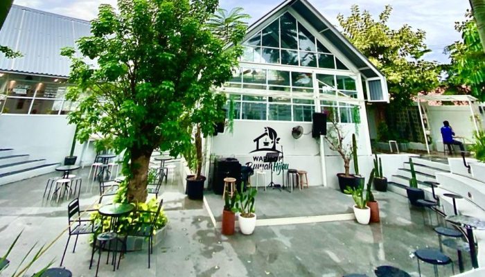 BUKAN DI JAKARTA ATAU BANDUNG, Warkop Rumah Hijau Serang Tempat Hits Nongki Bergaya Vintage