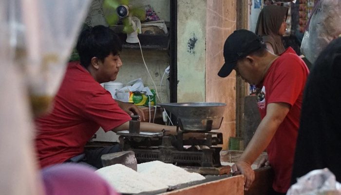 MENJELANG PEMILU, Harga Beras Meroket, Sanuji Pentamarta Ungkap Penyebabnya