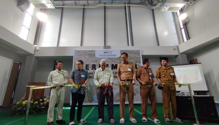 Ikut Dalam Penurunan Emisi Karbon Global, PT MC PET Film Indonesia di Cilegon Resmikan PLTS