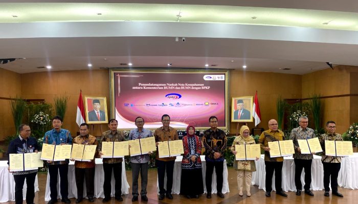 TAK TANGGUNG-TANGGUNG, Krakatau Steel, Kementerian, dan 32 Perusahaan BUMN Teken Nota Kesepahaman dengan BPKP