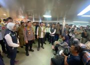 Menko Polhukam dan Kapolri Pastikan Pelabuhan Merak Siap Hadapi Lonjakan Pemudik