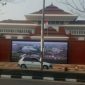 Potret videotron di depan gedung DPRD Provinsi Banten, gambar by @infopalka.id