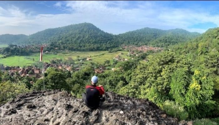 Pesona Panorama Batu Gede Sayar, Tempat Wisata Alam di Pusat Kota Serang