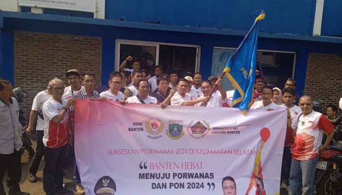 Al Muktabar Lepas Atlet Porwanas PWI Banten ke Kalimantan