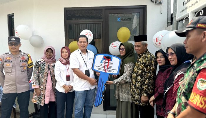 PT Krakatau Sarana Infrastruktur Serahkan Bantuan Renovasi Posyandu di Kelurahan Ramanuju