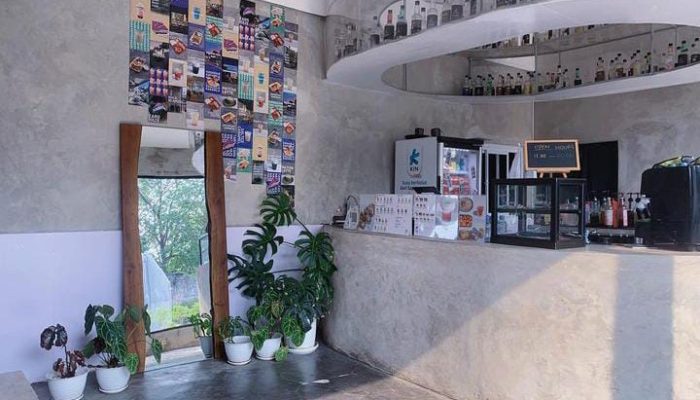 Coba nih, Tempat Hangout Seru di Kafe Berdesain Industrial di Kota Cilegon