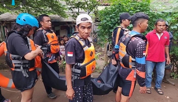 3 Pelajar yang Hanyut di Sungai Baros Berhasil Ditemukan