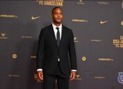 Pernah Dibantai Bahrain Hingga Terlibat Kasus Judi, Inilah Patrick Kluivert Calon Kuat Pengganti STY?