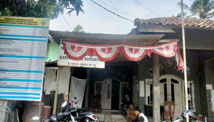 Nelangsa! 6 Tahun Ngontrak Rumah, Desa Kamaruton Tidak Punya Kantor Desa