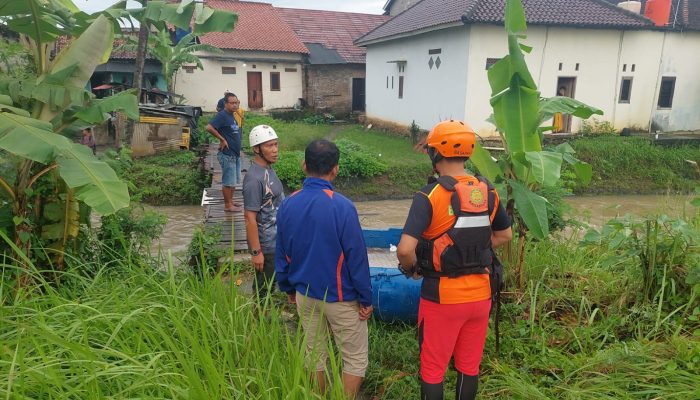Karyawan Pabrik Tahu Hilang Terseret Arus, Keluarga Temukan Pakaian