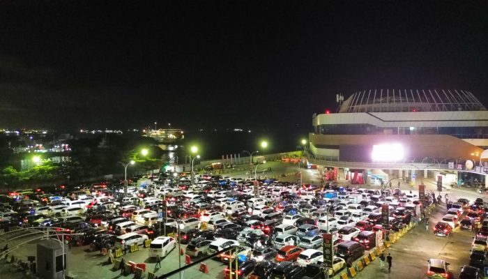 Arus mudik 2025, H-4 Lebaran Pelabuhan Merak Terpantau Ramai Lancar