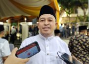 Di Makam Tb Aat Syafaat, Sanuji Sarankan Wali Kota dan Wakil Wali Kota Cilegon Kompak