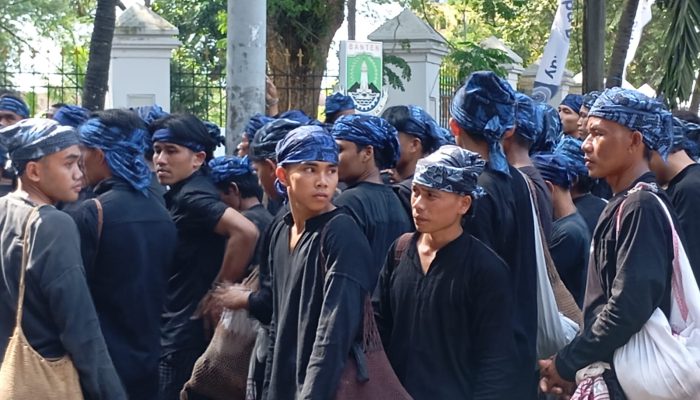 Sambut Masyarakat Desa Kanekes, Gubernur Andra Soni Kagum Pada Satu Hal dari Suku Baduy, Apa Itu?