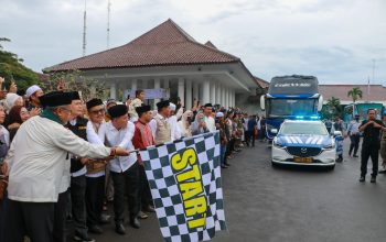 Pj Sekda Lepas Pemberangkatan 393 Jemaah Haji Asal Kabupaten Serang