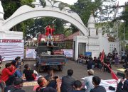 Honor Tuta Ditunggak 6 Bulan, Guru Demo Gubernur Banten di Depan Gedung Negara 