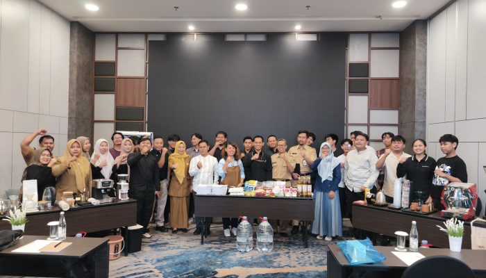 Dinkop dan UMK Kota Cilegon Latih Puluhan Pelaku Usaha dari Loundry hingga AC