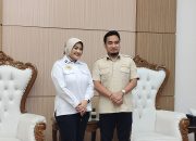 Annisa Mahesa Desmond Bertemu Wali Kota Cilegon Robinsar, Bahas PAD Hingga JLU