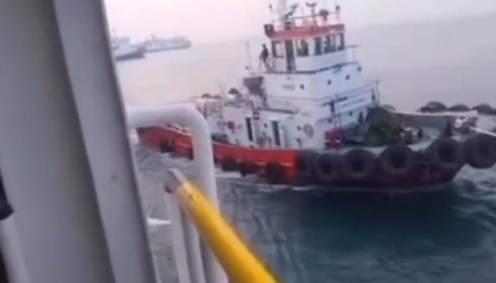 KMP Sebuku Gagal Berlayar, Dua Kapal Tunda PCM Dikerahkan