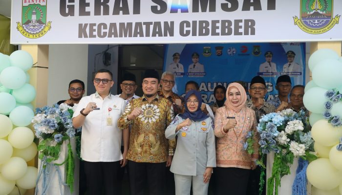 Wali Kota Cilegon Robinsar Resmikan Gerai Samsat di Kecamatan Cibeber Perluas Akses Layanan Pajak